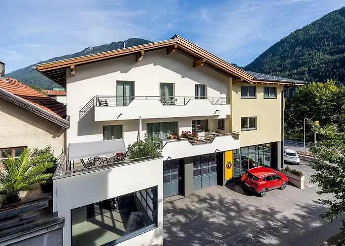 普范德斯公寓 * 普范德斯